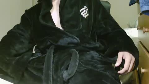 Snapshot of stevo69697 chatting on October 14, 4:08 am Chillguy online show from October 14, 4:08 am