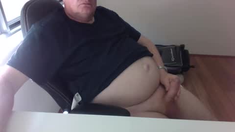 Snapshot of stiffyman55 chatting on October 2, 2:04 am stiffyman55 online show from October 2, 2:04 am