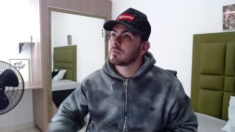 stive_0297 online show from January 7, 11:48 am