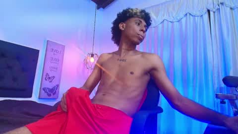 Stiven  online show from December 4, 8:05 pm