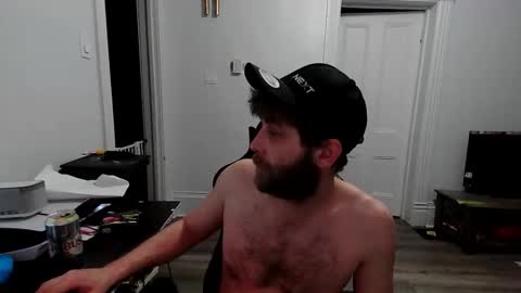 stonedpanda77 online show from January 19, 3:31 am