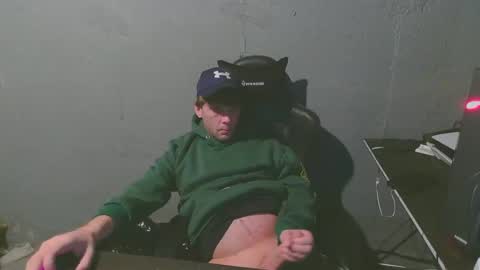 stonedpanda77 online show from January 24, 4:48 am