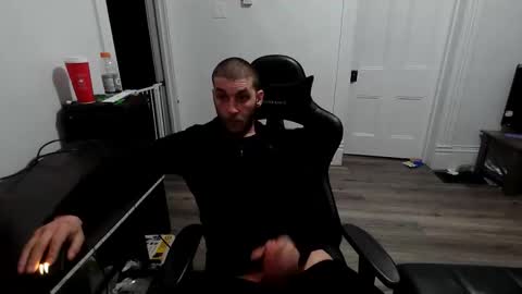 stonedpanda77 online show from May 17, 2:31 am