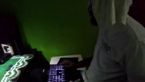 Snapshot of stonehardbbcdick1 chatting on September 29, 2:46 pm stonehardbbcdick1 online show from September 29, 2:46 pm