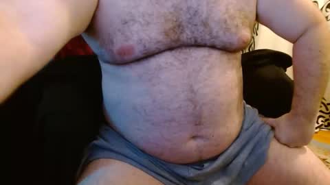 Stonerbear42 online show from December 17, 9:43 pm