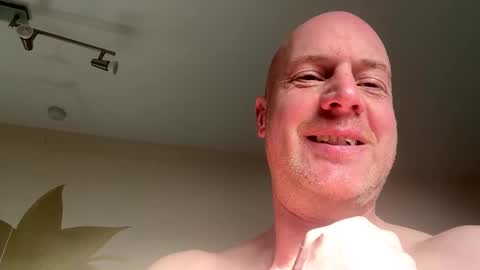 Stoodley22 online show from March 1, 9:51 am