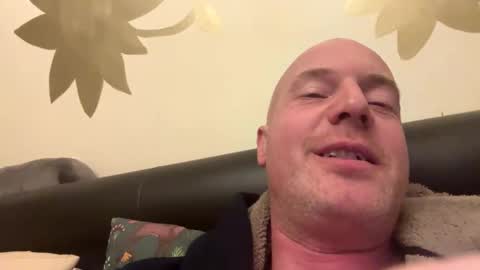 Stoodley22 online show from March 6, 7:10 pm