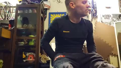 Str8 online show from January 24, 6:04 pm