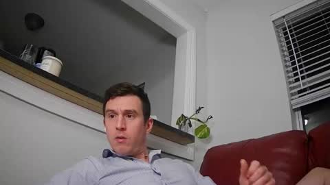 Snapshot of str8stuntcox chatting on October 18, 2:38 am Str8StuntCox online show from October 18, 2:38 am