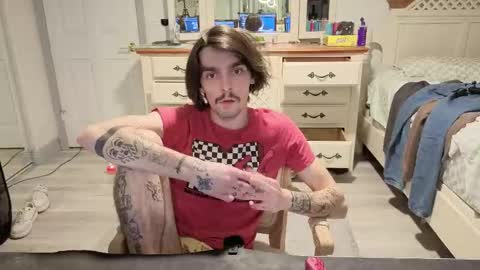 str8whiteboy21 online show from February 20, 6:48 am