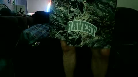 straitpipermann22 online show from March 24, 9:51 pm