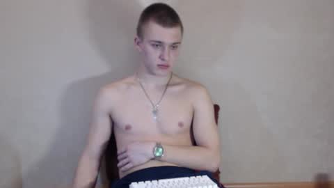 Yan online show from March 3, 9:21 pm