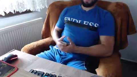 Snapshot of strongcoffee10 chatting on September 14, 11:23 am StrongCoffee online show from September 14, 11:23 am