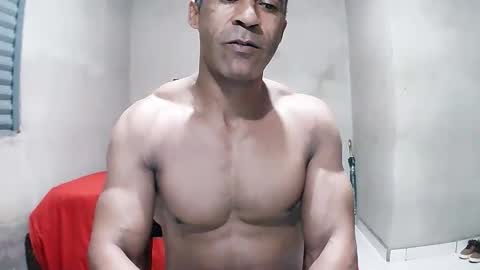 strongdaddyfantastic online show from March 31, 4:58 am