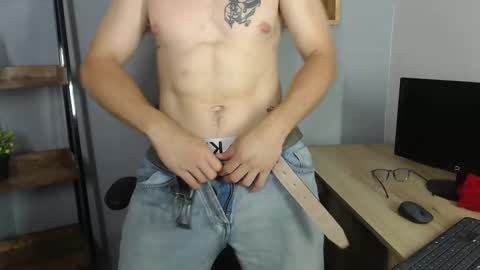 Snapshot of stuart_white chatting on September 11, 9:14 pm stuart_white online show from September 11, 9:14 pm