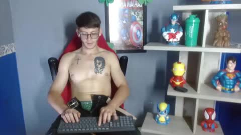 Snapshot of stuart_white chatting on September 10, 8:18 pm stuart_white online show from September 10, 8:18 pm