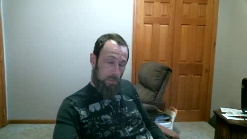 Snapshot of studcock6977 chatting on January 2, 7:51 pm studcock6977 online show from January 2, 7:51 pm