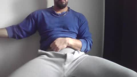 Ero online show from December 2, 11:46 am