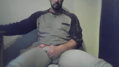 Snapshot of studdotcom chatting on February 13, 8:24 pm Ero online show from February 13, 8:24 pm