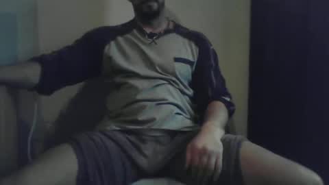 Snapshot of studdotcom chatting on December 26, 9:33 am Ero online show from December 26, 9:33 am