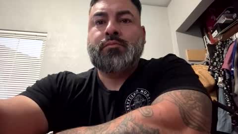 suavecito67 online show from November 10, 1:10 am