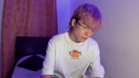 nico online show from April 2, 7:44 pm