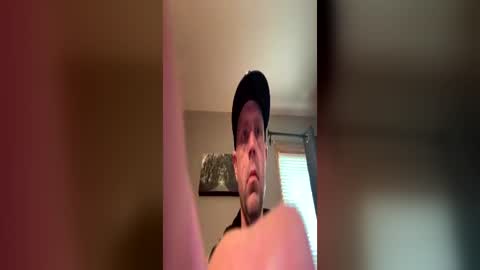 submissivebrett381 online show from June 27, 7:19 pm