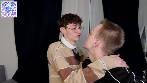 Kevin online show from April 8, 7:44 pm