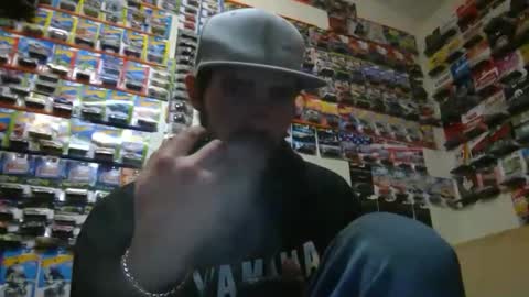 Sugarbush696 online show from February 23, 6:44 am