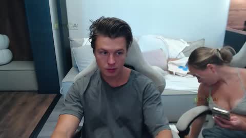 Snapshot of sunny1girl chatting on October 1, 12:31 pm Alice and Sergey online show from October 1, 12:31 pm