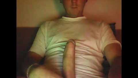 Snapshot of sunnygun0 chatting on October 7, 6:01 pm sunnygun0 online show from October 7, 6:01 pm