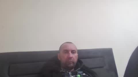 super42835015 online show from January 6, 6:01 pm