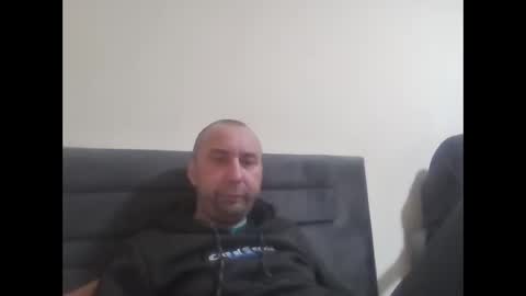 super42835015 online show from April 1, 7:33 pm