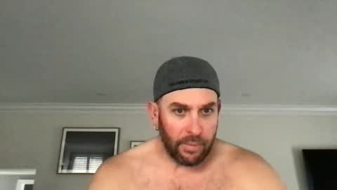 super_jutty online show from April 28, 9:30 pm