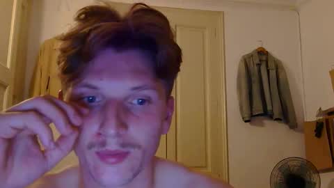 Snapshot of superhardxxxx chatting on October 18, 9:53 pm Ctrl My Body online show from October 18, 9:53 pm