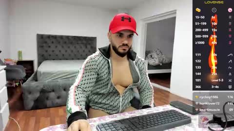 supermanboyxxl online show from January 16, 7:44 am