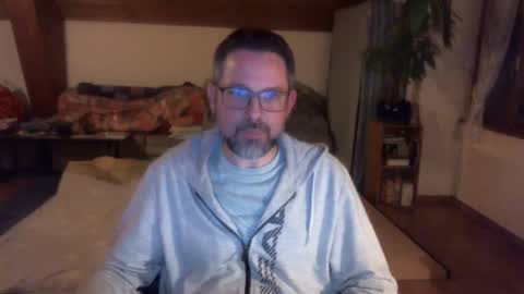 supersquirrel81 online show from January 16, 4:54 pm