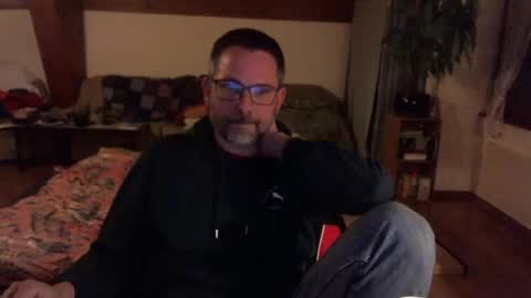 supersquirrel81 online show from March 26, 7:18 pm