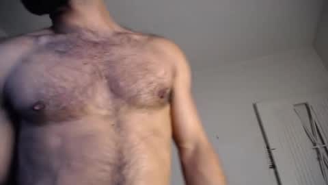 Snapshot of sweatyhairypig1 chatting on January 29, 1:37 am joel bliss online show from January 29, 1:37 am