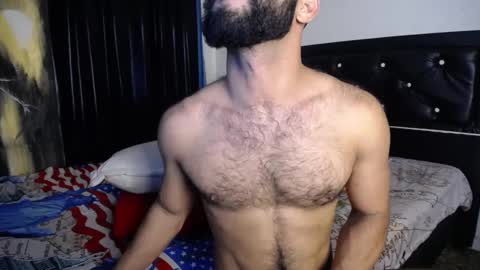 Snapshot of sweatyhairypig1 chatting on December 31, 12:21 am joel bliss online show from December 31, 12:21 am