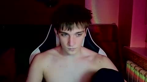 sweeetyangeel online show from December 3, 6:03 pm