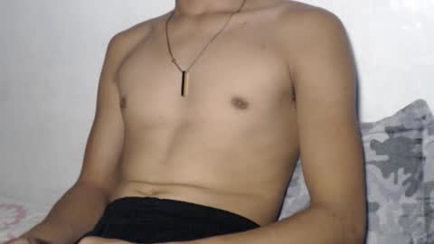 Snapshot of sweet_cummer00 chatting on October 17, 10:52 am sweet_cummer00 online show from October 17, 10:52 am