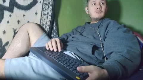 sweet_guy36 online show from October 11, 3:10 am