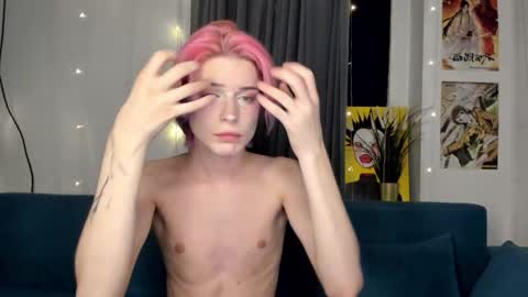 Snapshot of sweet_peach__ chatting on October 8, 7:51 pm kira online show from October 8, 7:51 pm