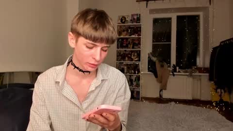 Snapshot of sweet_peach__ chatting on January 26, 7:41 pm kira online show from January 26, 7:41 pm