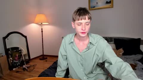 Snapshot of sweet_peach__ chatting on December 20, 11:58 pm kira online show from December 20, 11:58 pm