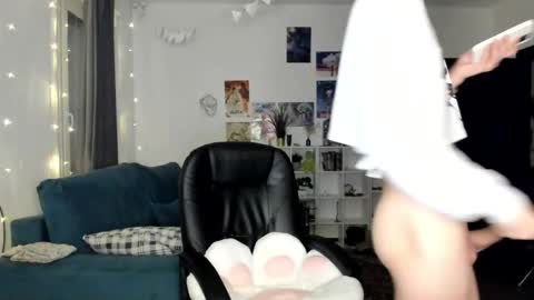 kira online show from January 14, 6:44 pm