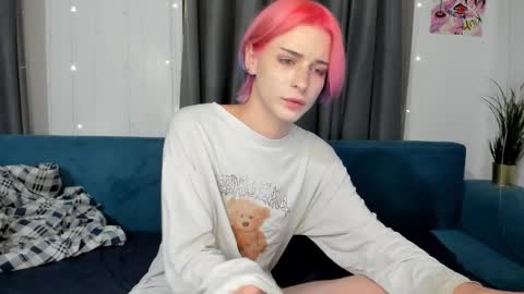 Snapshot of sweet_peach__ chatting on September 17, 11:28 pm kira online show from September 17, 11:28 pm