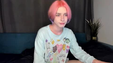 Snapshot of sweet_peach__ chatting on September 20, 8:42 pm kira online show from September 20, 8:42 pm