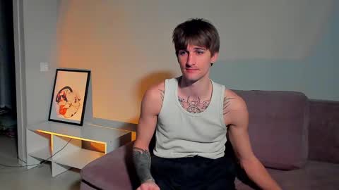Snapshot of sweet_smith8 chatting on March 1, 12:56 pm sweet_smith8 online show from March 1, 12:56 pm